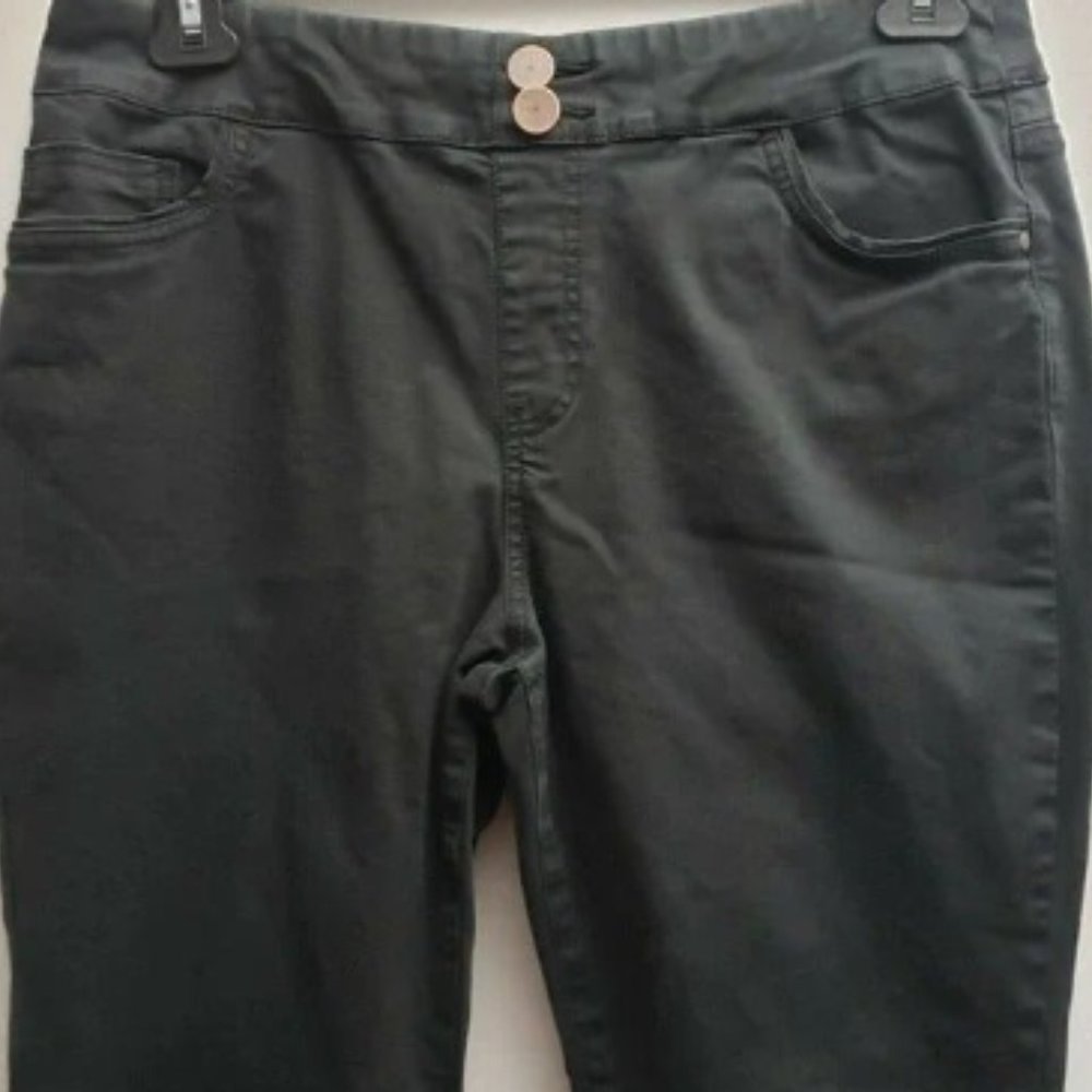 Soft Surroundings Black Jeweled Pull On Pant Jeans